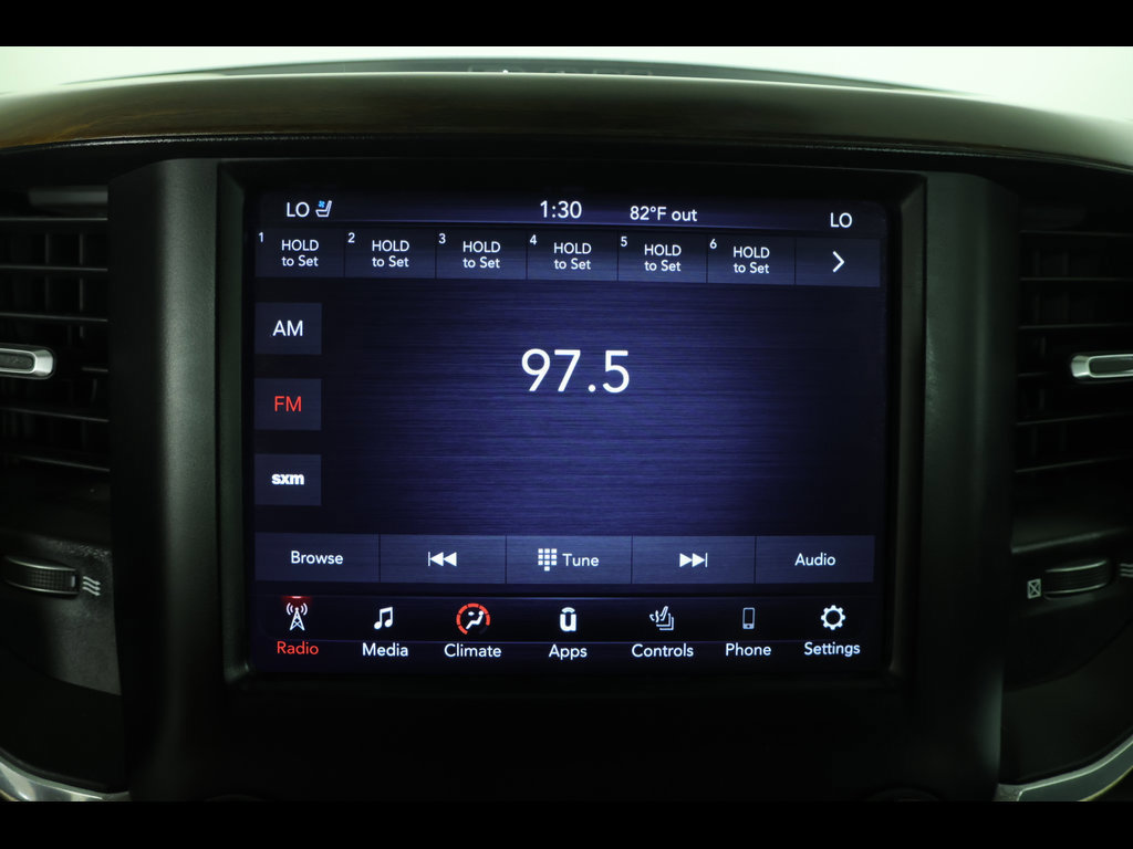 Used 2021 RAM 1500 Laramie AWD/4WD image 22