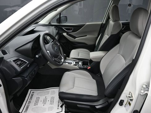 Used 2022 Subaru Forester AWD/4WD image 11