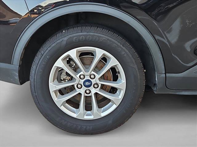 Used 2022 Ford Escape SE w/ Convenience Package FWD image 19