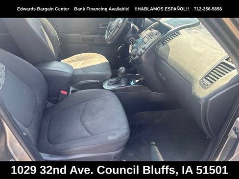 Used 2011 Kia Soul + FWD image 10