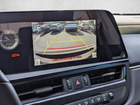 Certified 2025 Lexus ES 300h w/ Premium Package FWD image 12