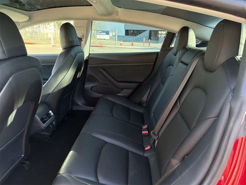 Used 2020 Tesla Model 3 Standard Range Plus image 30