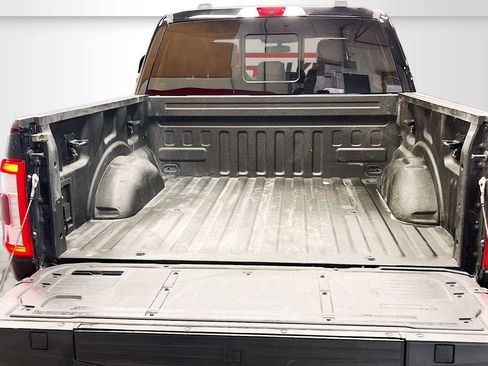 Used 2022 Ford F150 Lariat w/ Equipment Group 502A High AWD/4WD image 28