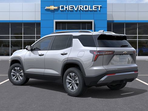 New 2026 Chevrolet Equinox LT w/ Convenience Package II AWD/4WD image 3