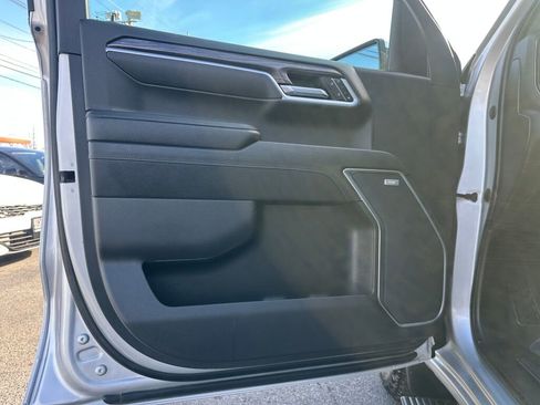 Used 2022 Chevrolet Silverado 1500 LTZ w/ Technology Package image 9