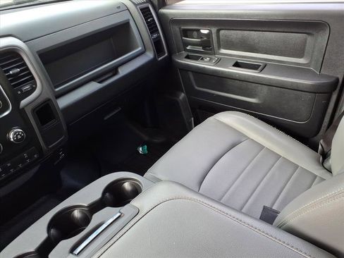 Used 2016 RAM 2500 Tradesman image 17