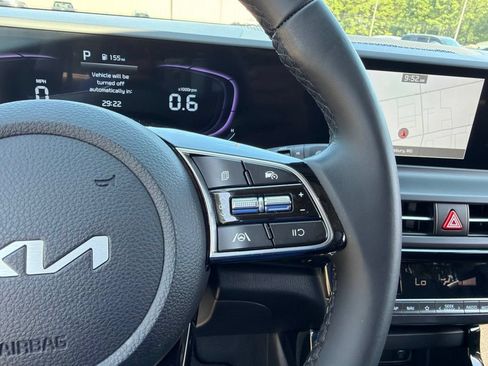 Certified 2025 Kia Seltos S AWD/4WD image 17