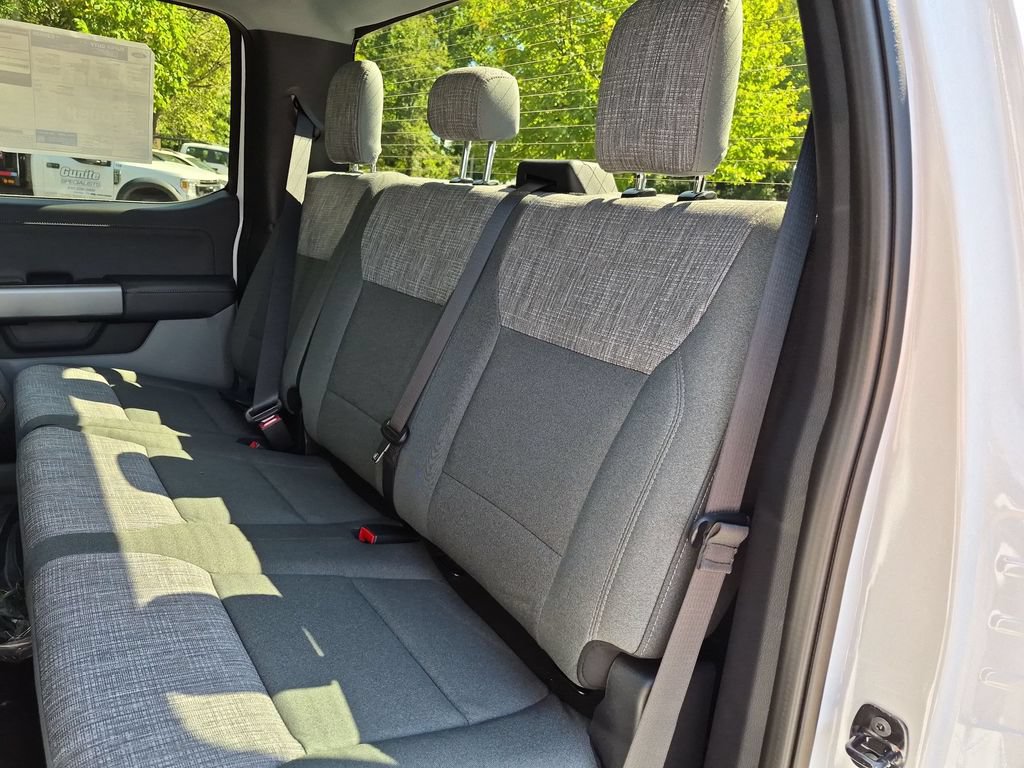 New 2027 Ford F250 XLT w/ XLT Premium Package AWD/4WD image 23