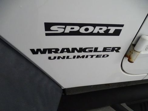 Used 2017 Jeep Wrangler Unlimited Sport w/ Quick Order Package 24S image 21