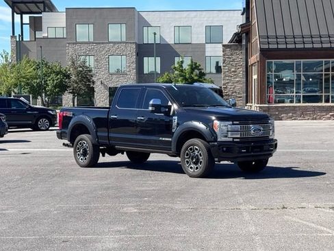 Used 2019 Ford F350 Platinum w/ Platinum Ultimate Package AWD/4WD image 1