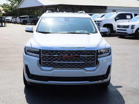 Certified 2023 GMC Acadia Denali w/ Denali Ultimate Package FWD image 4