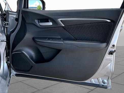 Used 2018 Honda Fit EX image 22