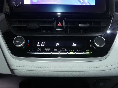 Used 2024 Toyota Corolla SE FWD image 36