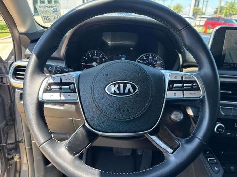 Used 2021 Kia Telluride EX w/ EX Premium Package FWD image 25