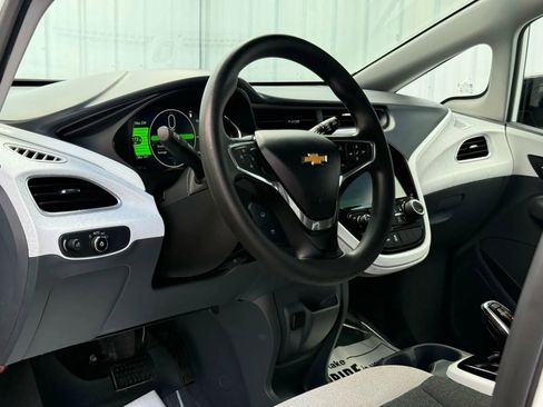 Used 2018 Chevrolet Bolt LT image 11