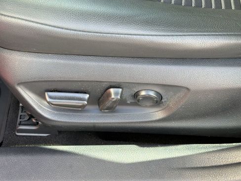 Used 2024 Toyota Camry SE FWD image 16