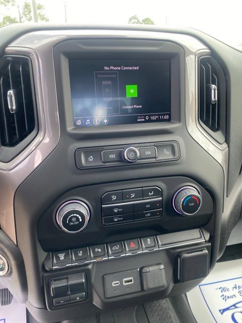 Used 2024 Chevrolet Silverado 2500 Custom w/ Custom Value Package AWD/4WD image 8