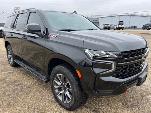 Used 2024 Chevrolet Tahoe Z71 w/ Luxury Package image 7