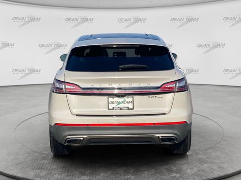 Used 2019 Lincoln Nautilus Reserve AWD/4WD image 7