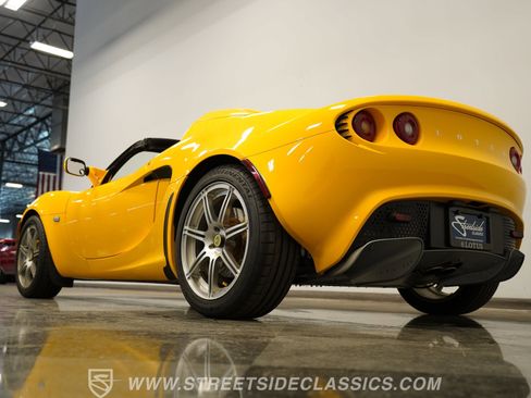 Used 2005 Lotus Elise image 25