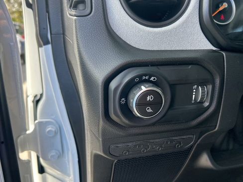 New 2026 Jeep Gladiator Sport AWD/4WD image 35