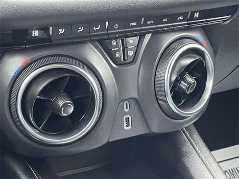 Used 2023 Chevrolet Blazer LT w/ LPO, Black Grille Bar Package image 29