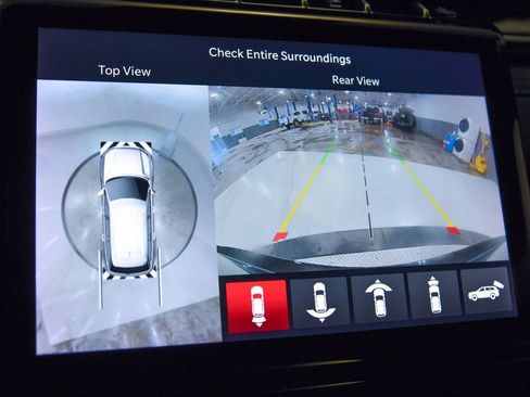 Used 2023 Jeep Grand Cherokee Trailhawk w/ Advanced Protech Group II image 27