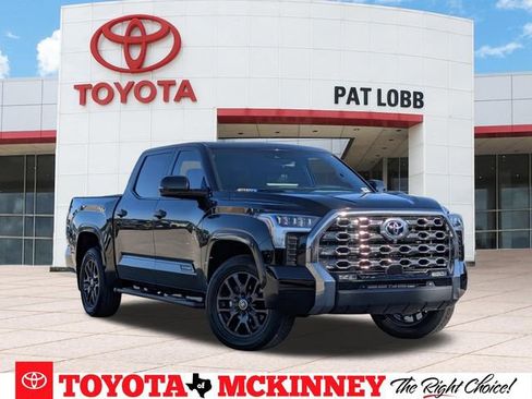 Used 2024 Toyota Tundra Platinum AWD/4WD image 1