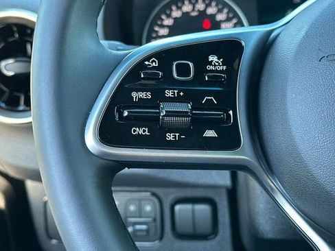 Used 2024 Mercedes-Benz Sprinter 2500 image 22