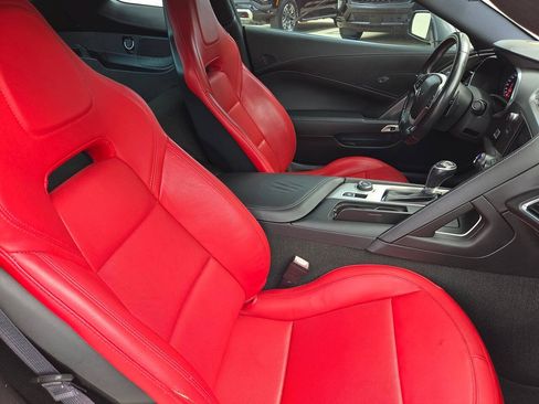 Used 2017 Chevrolet Corvette Grand Sport w/ Carbon Flash Badge Package RWD image 9