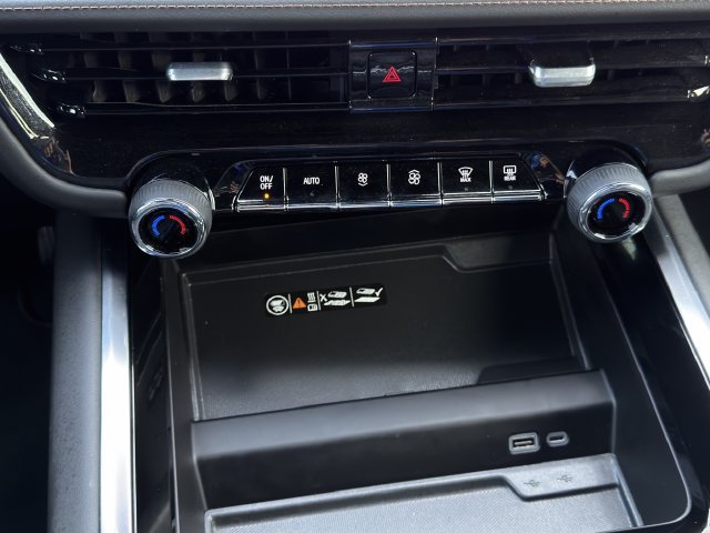 Certified 2025 Chevrolet Tahoe High Country AWD/4WD image 21