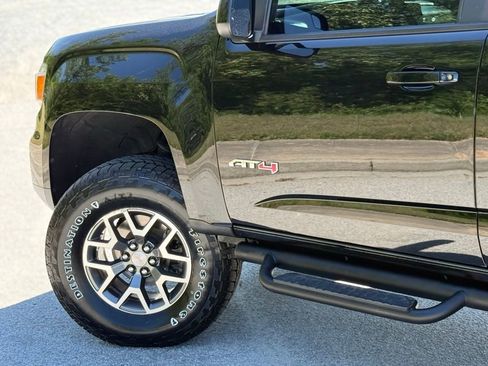 Used 2021 GMC Canyon AT4 w/ Driver Alert Package AWD/4WD image 8