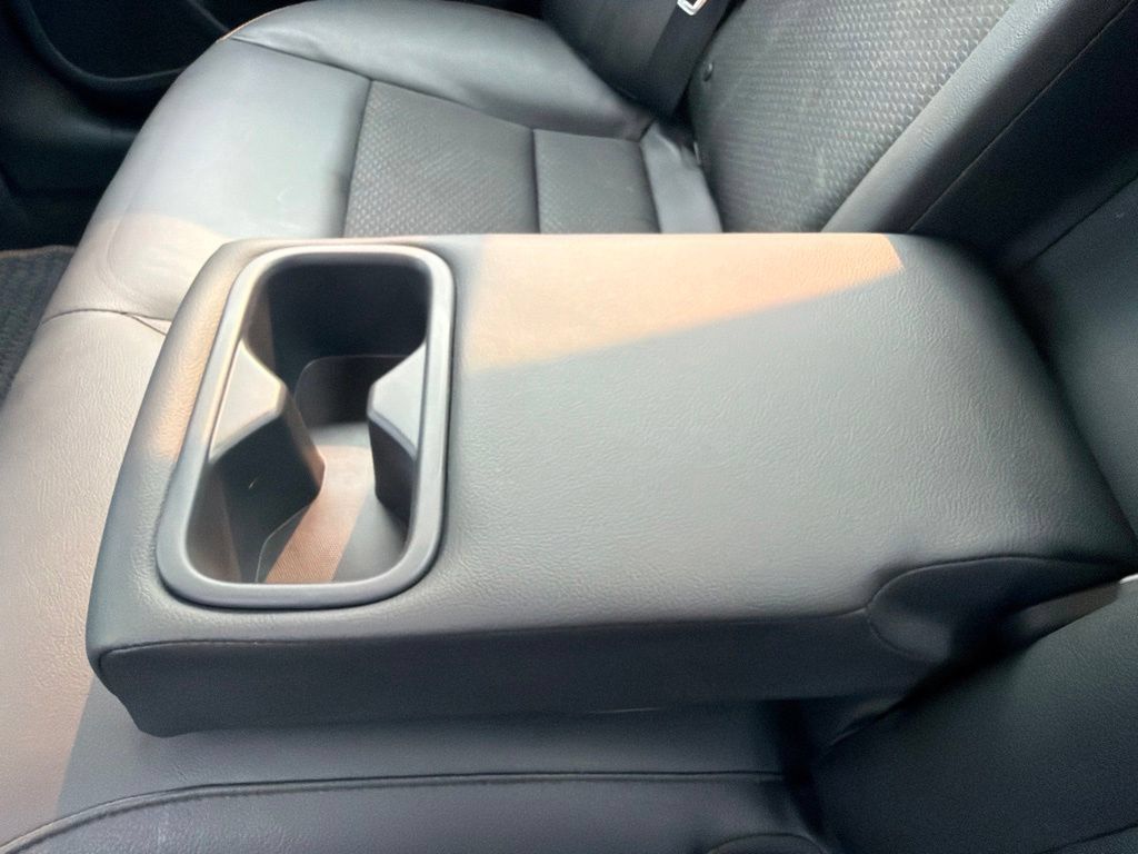 Used 2022 Nissan Altima 2.0 SR FWD image 46