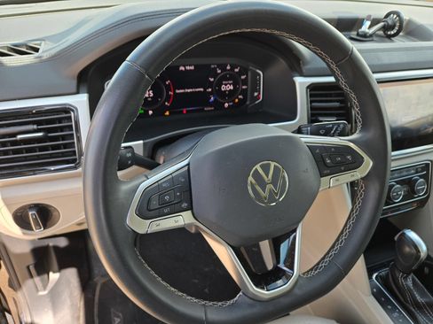 Used 2022 Volkswagen Atlas SE FWD image 9