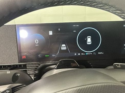 Used 2025 Hyundai Ioniq 5 SEL RWD image 17