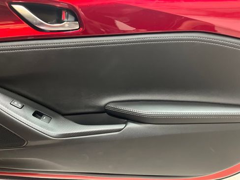 Certified 2025 MAZDA MX-5 Miata RF Grand Touring RWD image 15