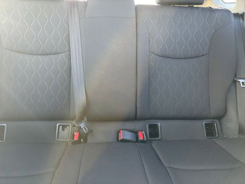 Used 2025 Toyota Corolla Cross LE image 38