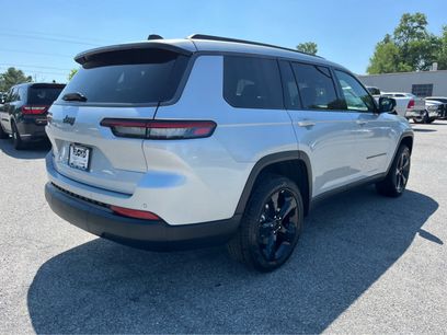New 2026 Jeep Grand Cherokee L Limited w/ Limited Altitude Package