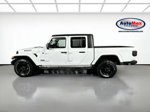 Used 2022 Jeep Gladiator Sport AWD/4WD image 8