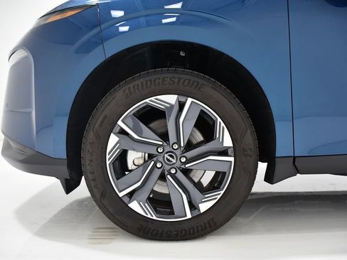 Used 2025 Nissan Murano SL w/ Cargo Package image 7