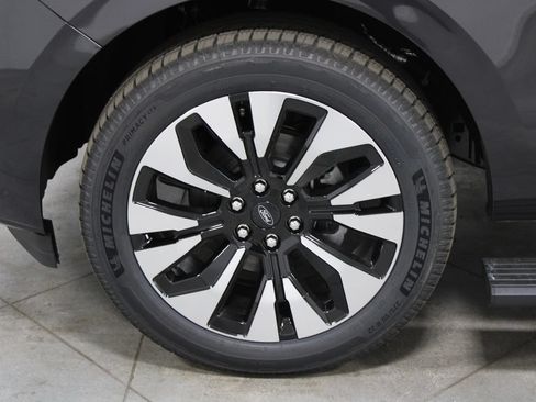 New 2026 Ford Expedition Platinum AWD/4WD image 20