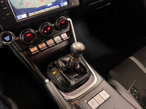 Used 2023 Toyota GR86 Premium w/ ALL Weather Mat Package (TMS) image 23