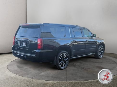 Used 2020 Chevrolet Suburban Premier image 7
