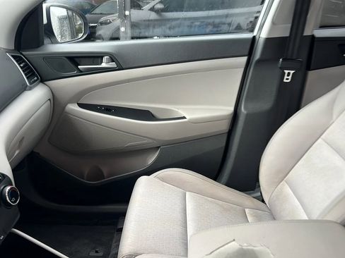 Used 2016 Hyundai Tucson SE w/ Option Group 02 image 27