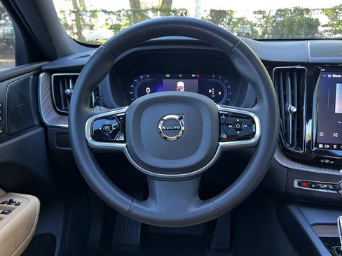 Used 2023 Volvo XC60 B5 Ultimate w/ Climate Package image 33