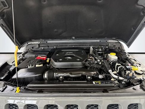 Used 2018 Jeep Wrangler Sport S image 29