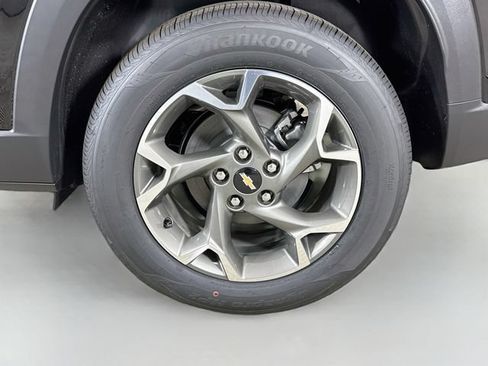 New 2026 Chevrolet Trax LT w/ Driver Confidence Package FWD image 31