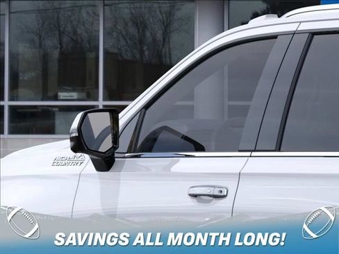New 2026 Chevrolet Tahoe High Country AWD/4WD image 12