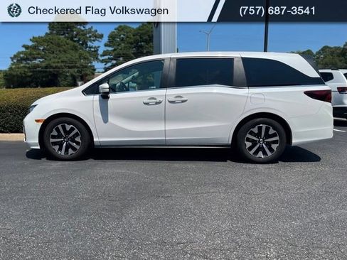 Used 2025 Honda Odyssey EX-L image 4