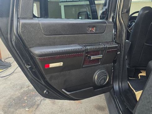 Used 2006 HUMMER H2 AWD/4WD image 30